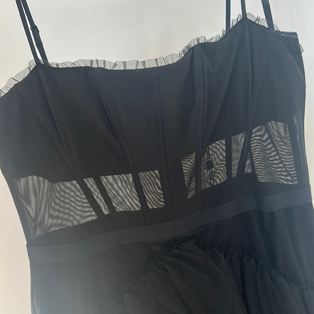 BRAND NEW BCBG 
Oly Tiered Ruffle Tulle Evening Gown - BLACK / 16